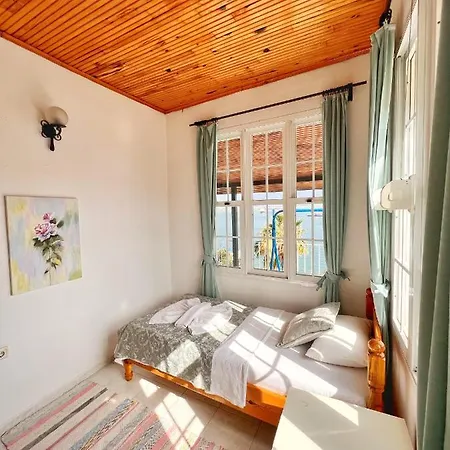 Soevalye Adasinda Yali Dairesi * Fethiye